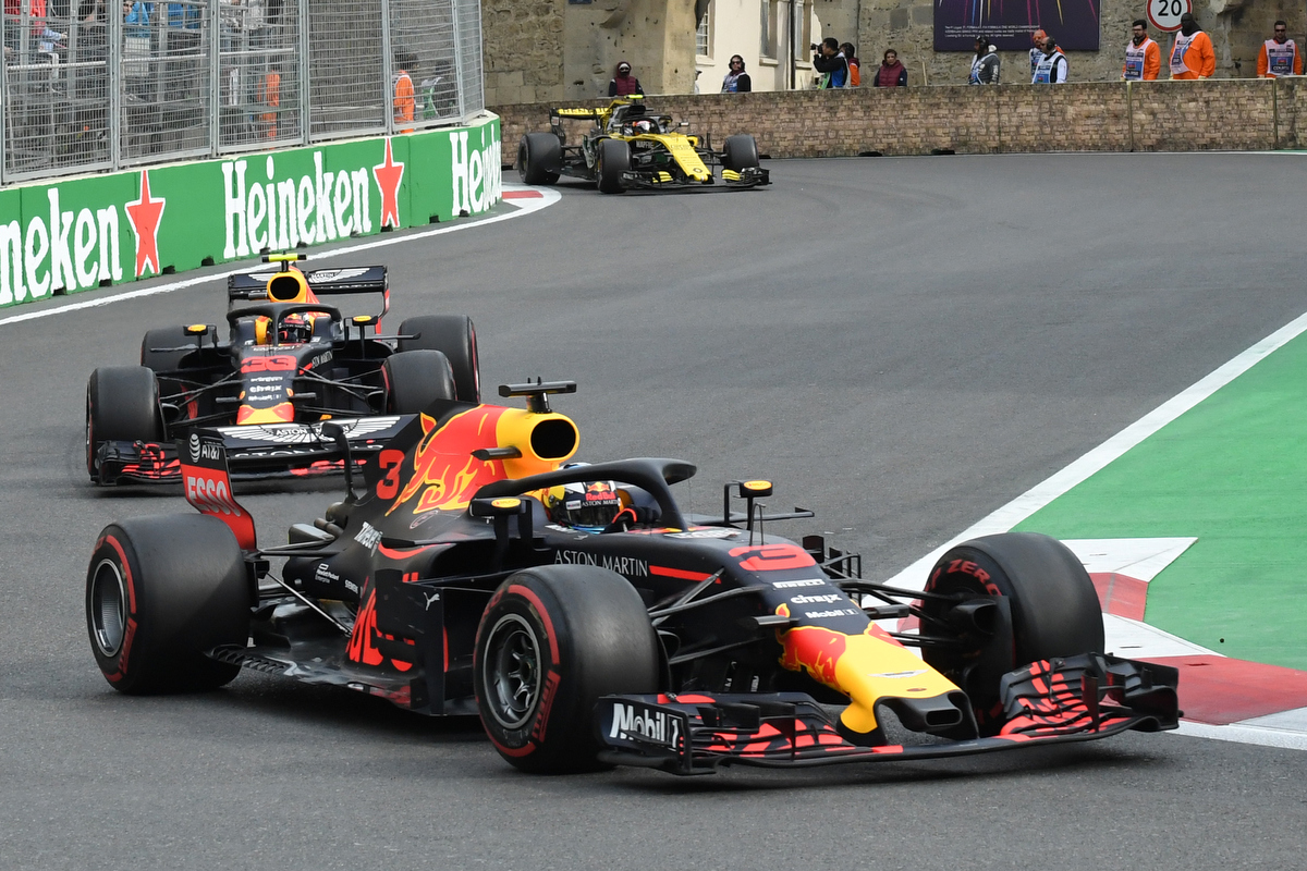 Daniel Ricciardo ahead of Max Verstappen. Pic: KIRILL KUDRYAVTSEV/AFP/Getty Images