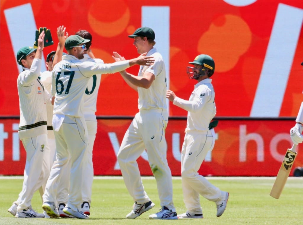 Cameron Green congratulated for catching Pujara off Cummins Bowling