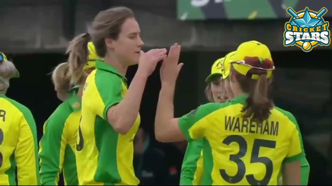 HOW GOOD ARE THE CRICKET GIRLS?
